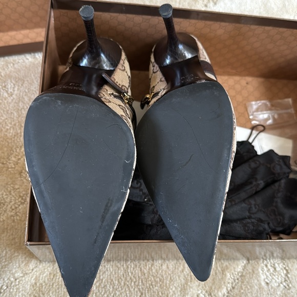 Gucci Ankle boot size 5 1/2 - Picture 2 of 2